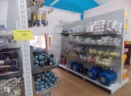 Стеллажи с корзинами фото №4 Торговые стеллажи КиевМетСервис Стеллажи с корзинами фото №4 Торговые стеллажи КиевМетСервис