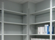 Стеллажи полочные на зацепах фото №2 Полочные стеллажи КиевМетСервис Стеллажи полочные на зацепах фото №2 Полочные стеллажи КиевМетСервис